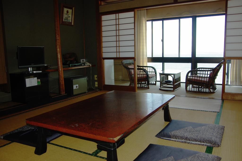 Hatsushio Ryokan Itoshima Eksteriør billede