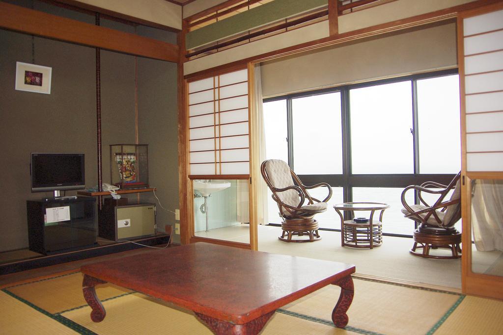 Hatsushio Ryokan Itoshima Eksteriør billede